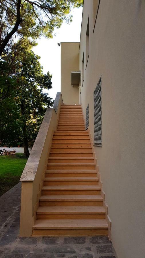 Villa Gotti Charming Rooms Болоня Екстериор снимка