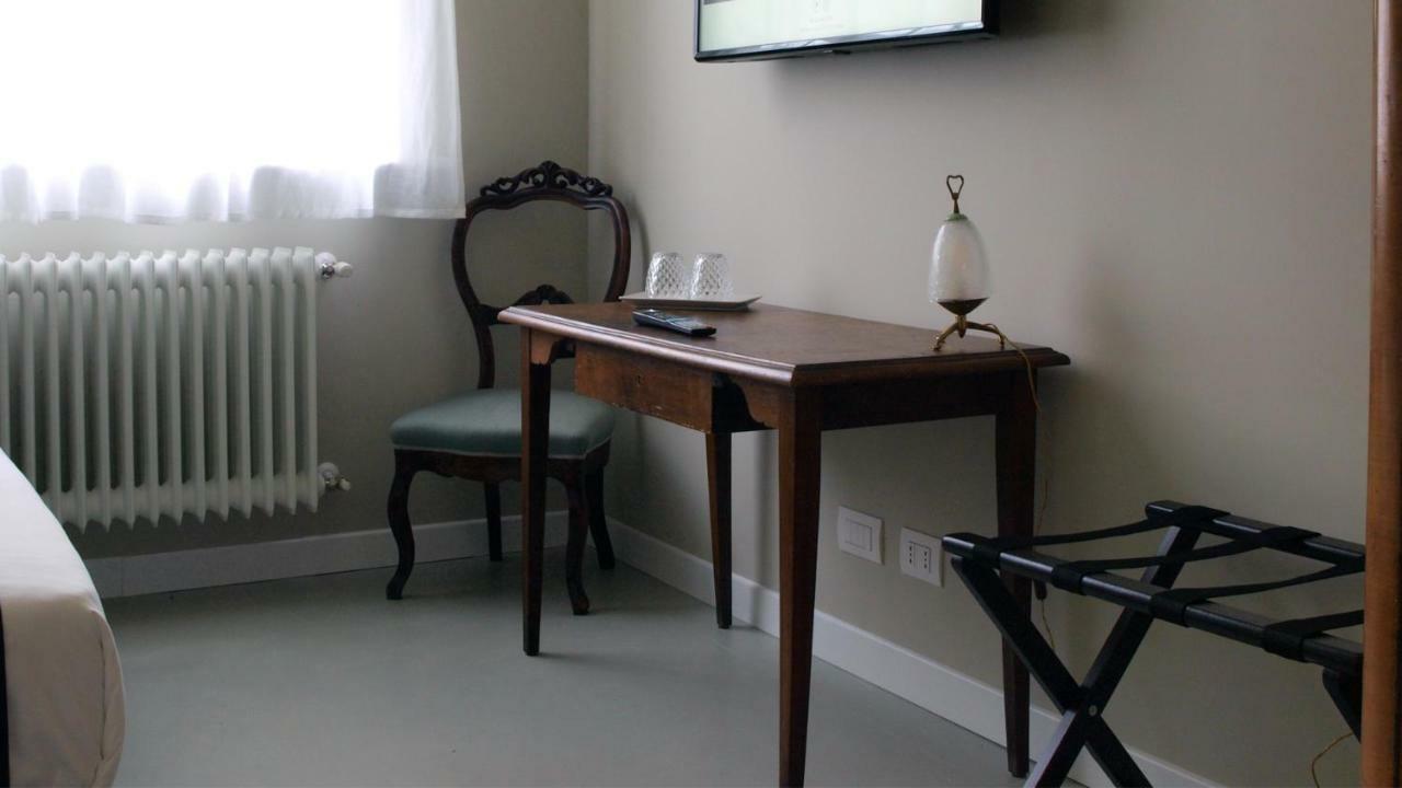 Villa Gotti Charming Rooms Болоня Екстериор снимка